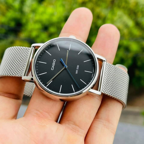 Đồng Hồ Nhà Sấu