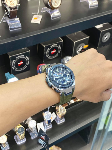 Đồng Hồ Nhà Sấu