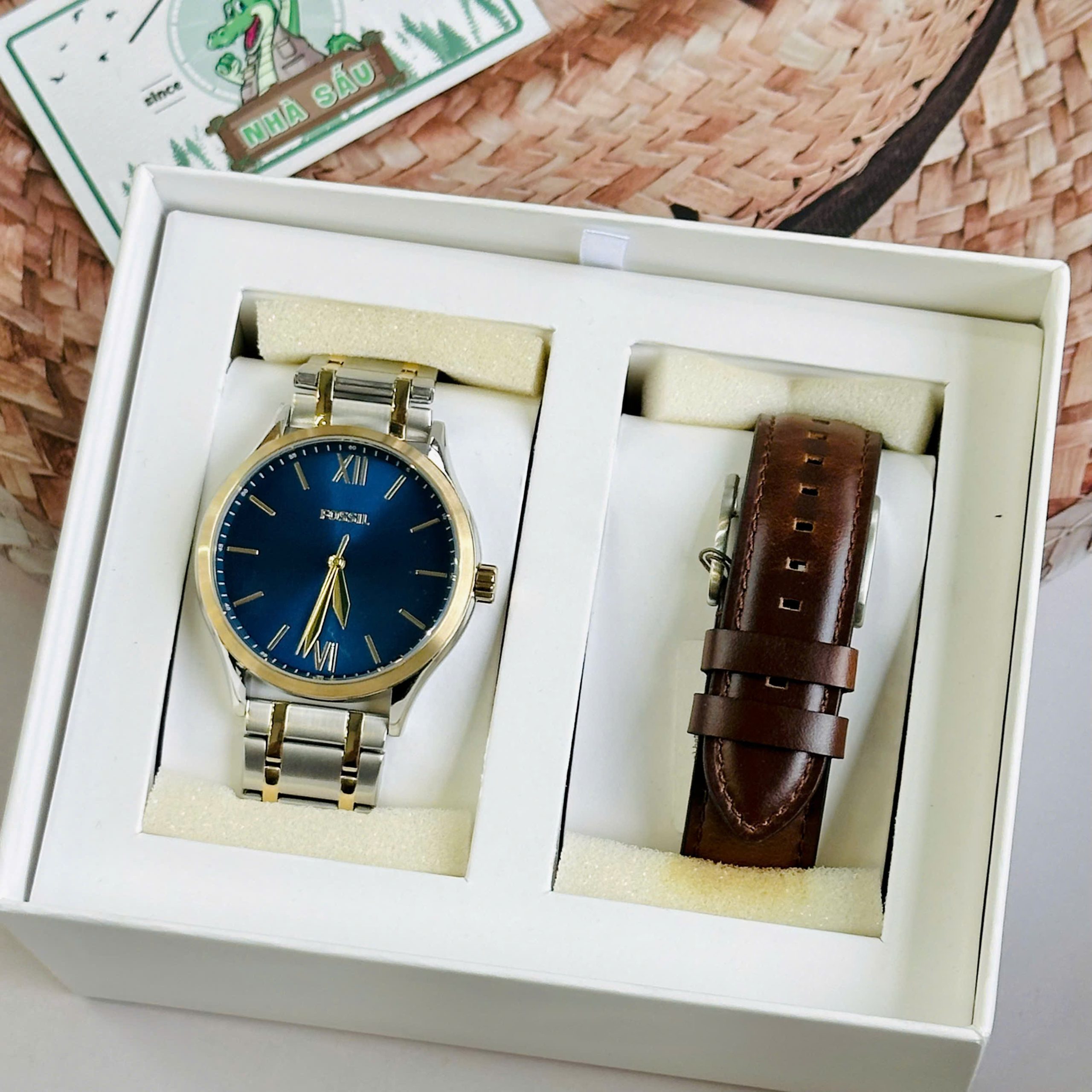 Đồng Hồ Nhà Sấu