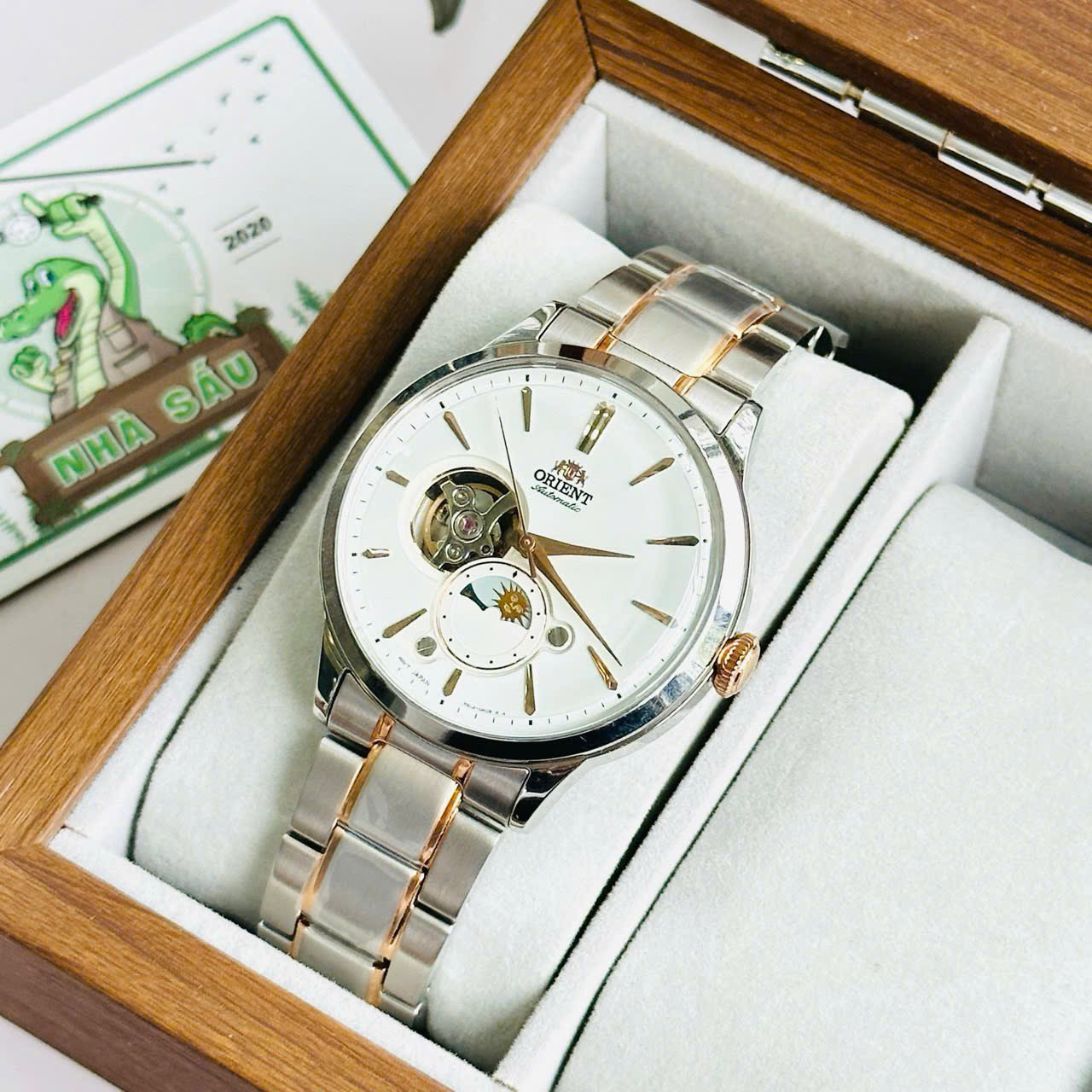 Đồng Hồ Nhà Sấu