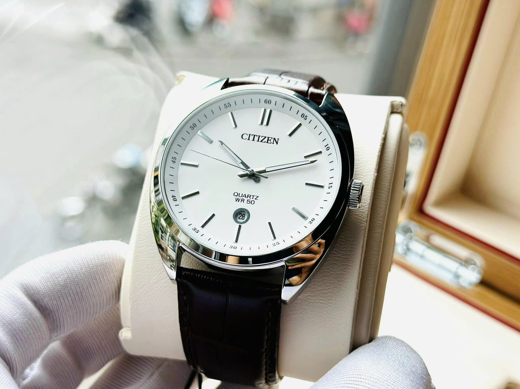 Đồng Hồ Nhà Sấu