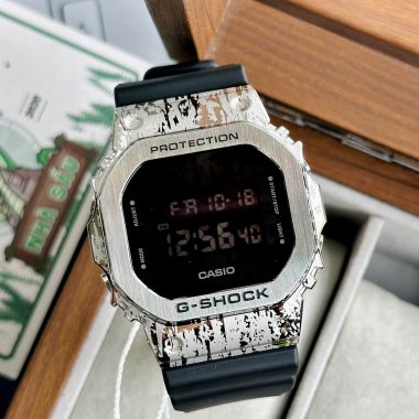 Đồng hồ G-SHOCK GM-5600GC-1DR Chính Hãng