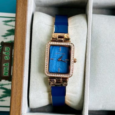 Đồng Hồ Nữ Anne Klein AK/3898NVST dáng kiềng