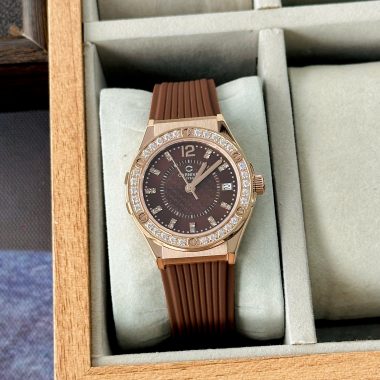 ĐỒNG HỒ NỮ CARNIVAL 8173L2 Mặt Nâu Viền Đá