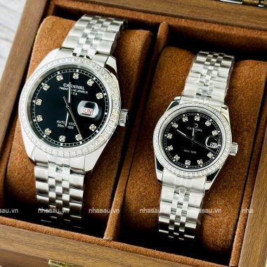 Đồng Hồ Carnival Couple 8131G2 Nam – 8131L2 Nữ Mặt Đen Viền Đá