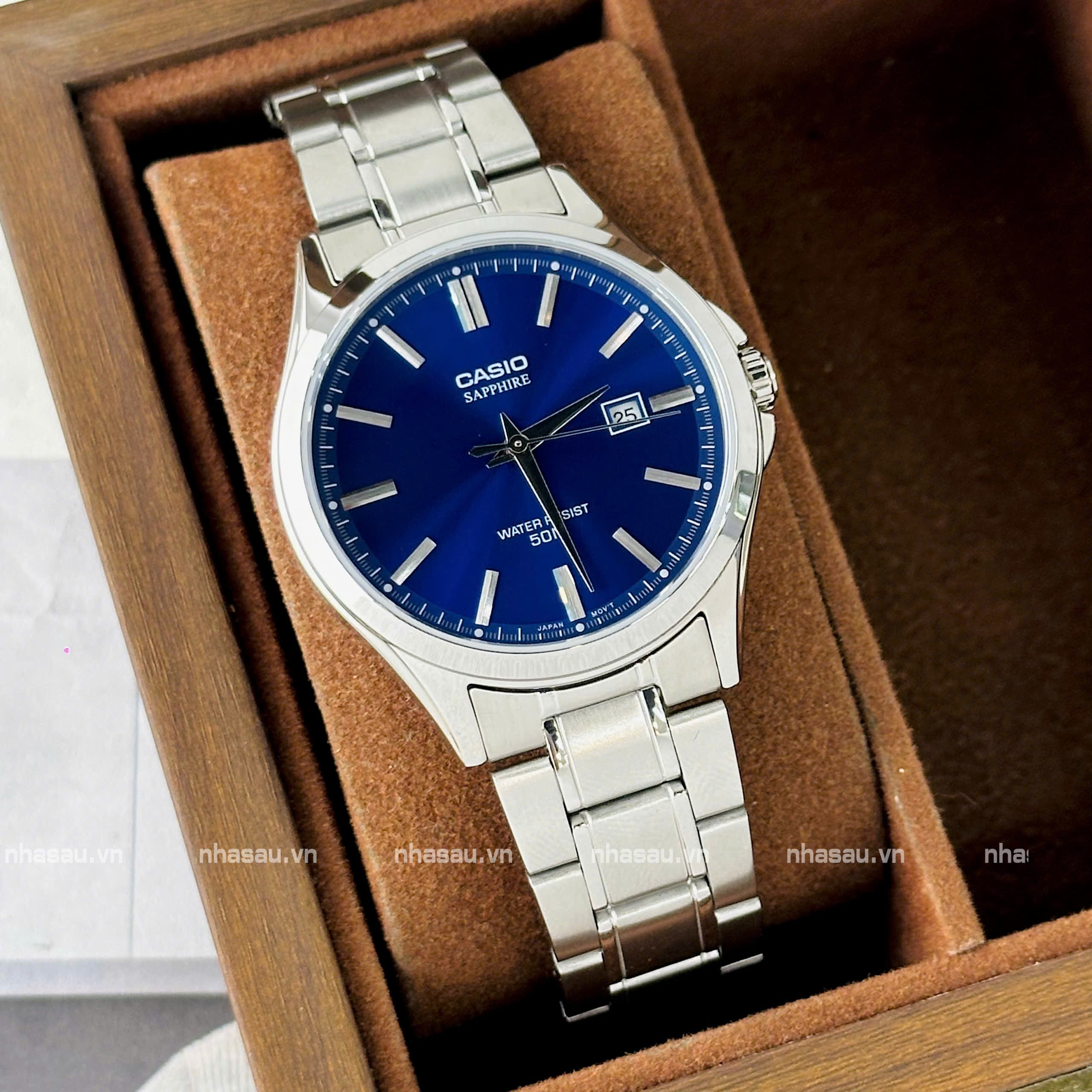 z7160008470961_8df11f8f041c84853d931cd83dd3da18